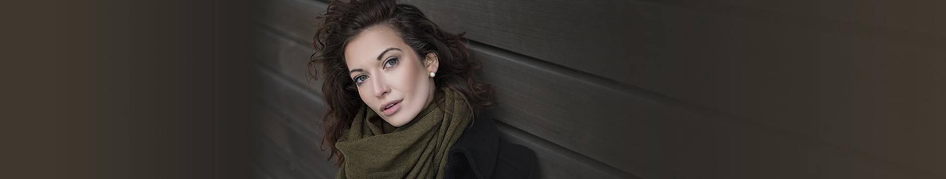 Rout Touch Up Tips How to Cover Grey Roots Perfectly Banner