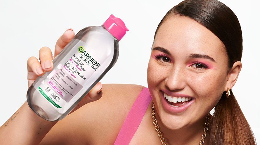 WFP 480722 GAR W23 WipesArticle BANW 890x496