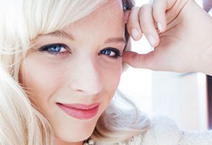 Blonde Hair Color - Hair Color Products & Tips - Garnier