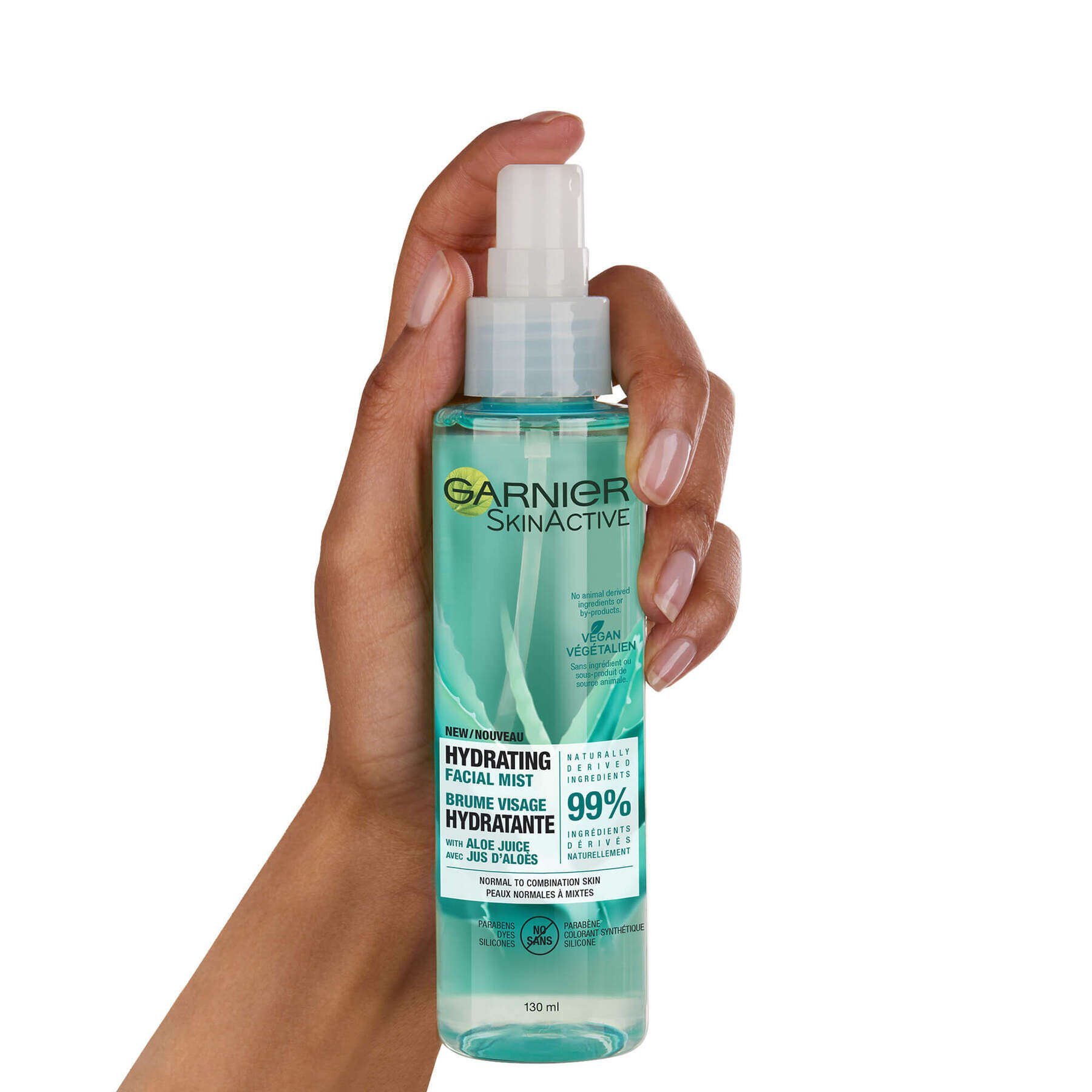 garnier face spray skinactive naturals hydrating facial mist with aloe juice603084559701 inhand2