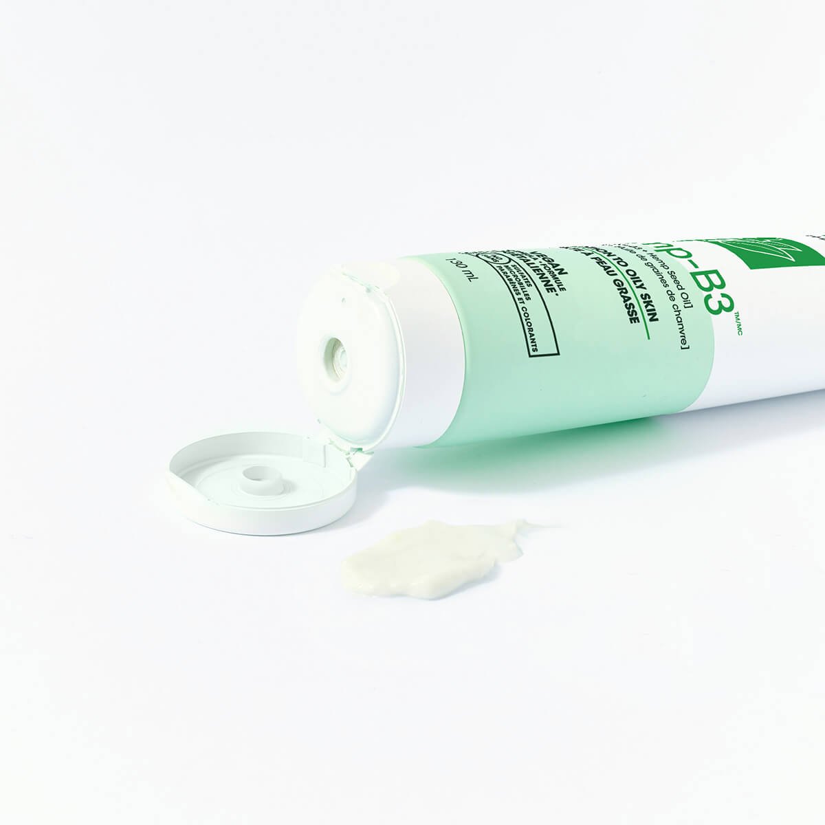 Green labs cleanser niacinamide IMAGE3