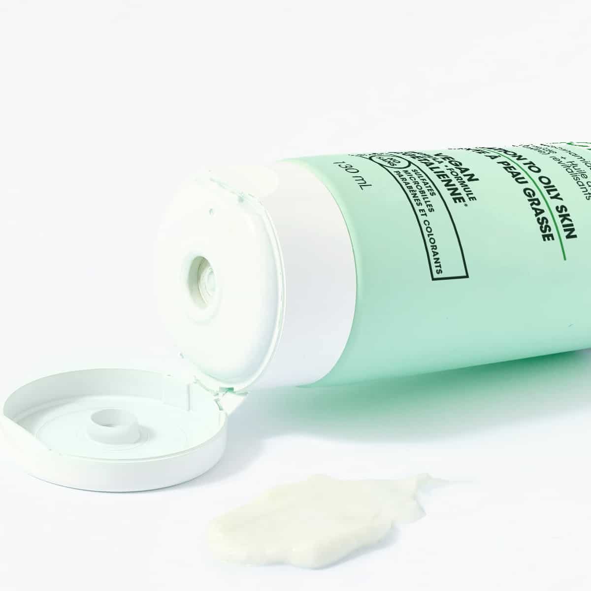 Pore perfecting serum cream NiacinaB SPF 30 Fragrance free Vegan