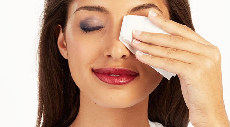 Makeup Removers - How to Remove Your Makeup - Garnier